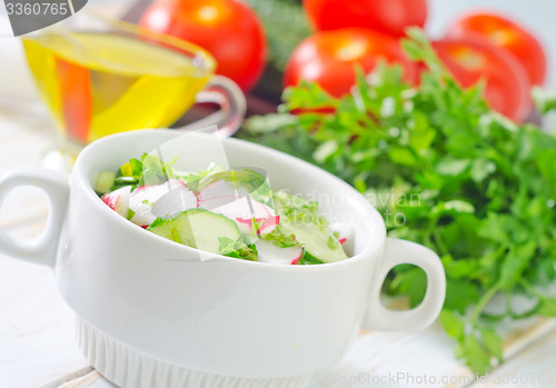 Image of fresh salad