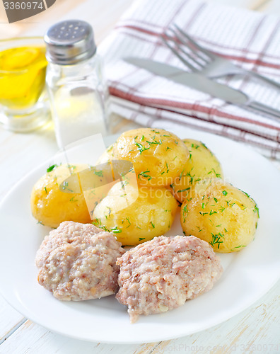 Image of potato and cutlets