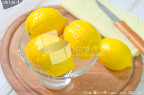 Image of fresh lemons