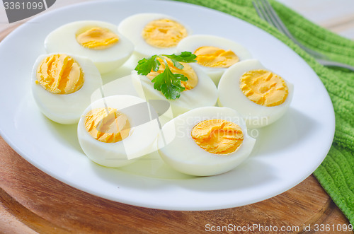 Image of boiled eggs