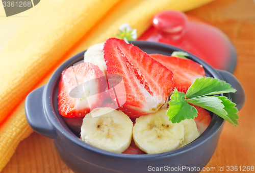 Image of salad from strawberry and banana