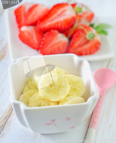 Image of strawberry and banana