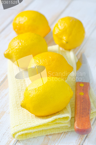 Image of fresh lemons