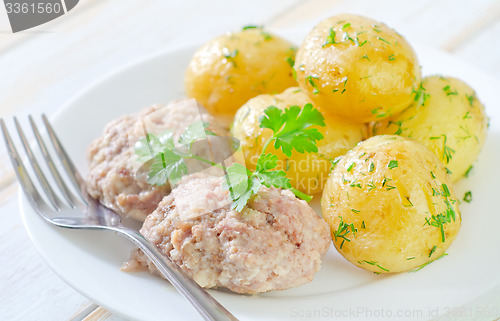 Image of potato and cutlets