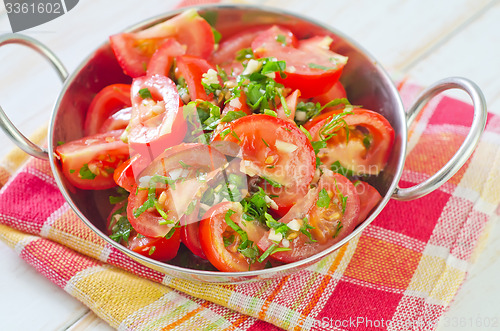 Image of salad from tomato