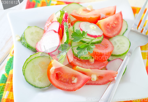 Image of fresh salad