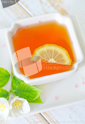 Image of jasmin tea with lemon