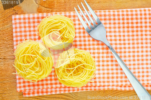 Image of raw pasta 