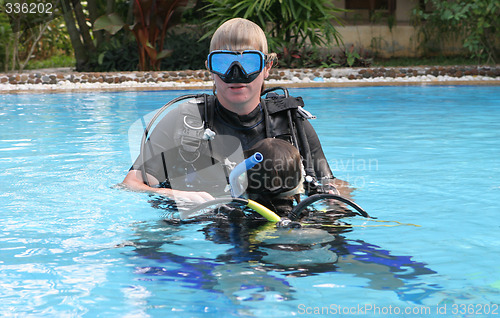 Image of Scuba diving instructor