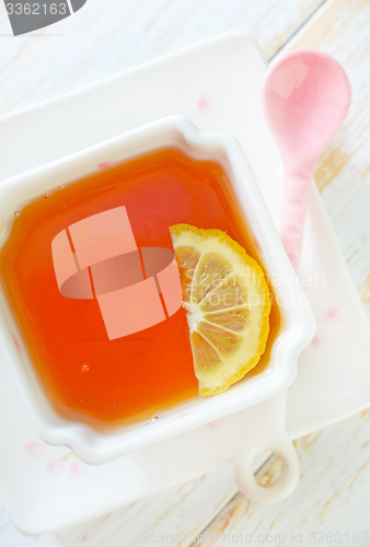 Image of jasmin tea with lemon