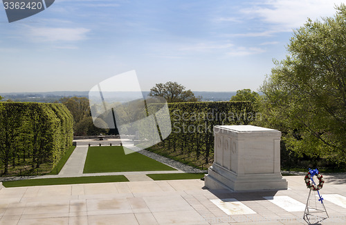 Image of Tomb to Unknown Soldier