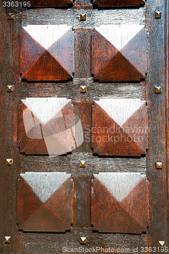 Image of  traditional   door    in italy   