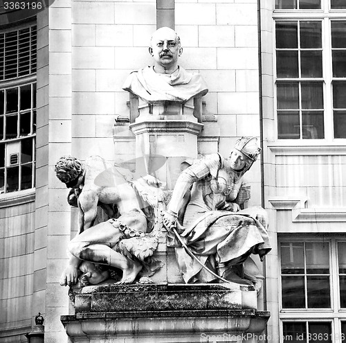 Image of england  historic   marble and statue in old city of london 