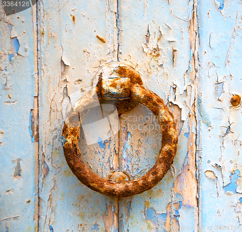 Image of door knocker
