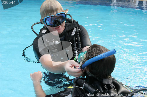 Image of Scuba diving instructor