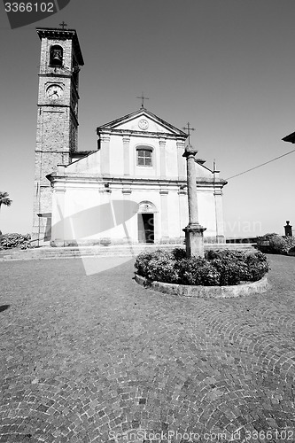 Image of  exterior old architecture in italy europe milan religion       