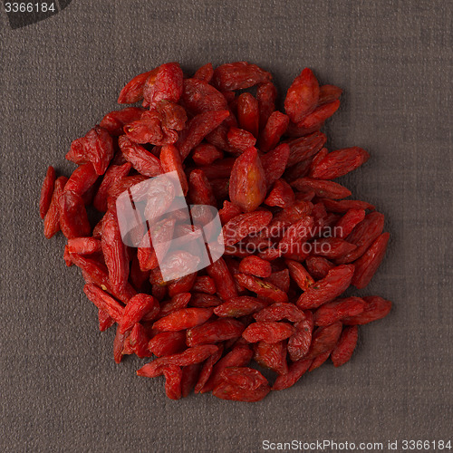 Image of Circle of dry red goji berries