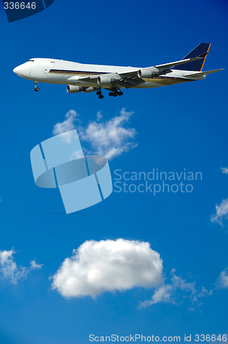 Image of Jumbo and clouds