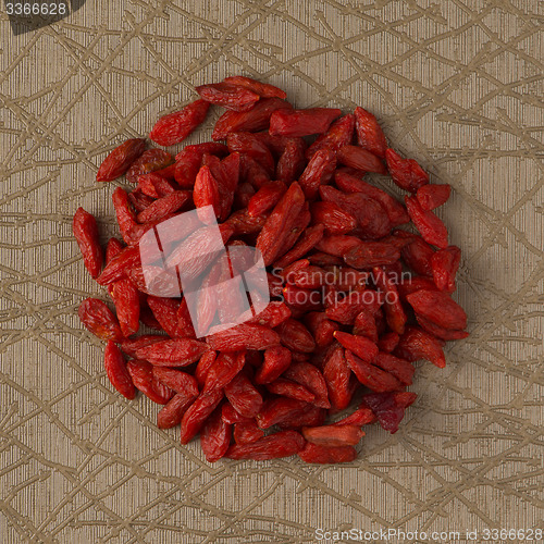 Image of Circle of dry red goji berries