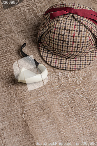 Image of Sherlock Hat and Tobacco pipe