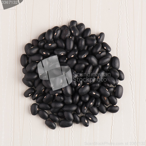 Image of Circle of black beans