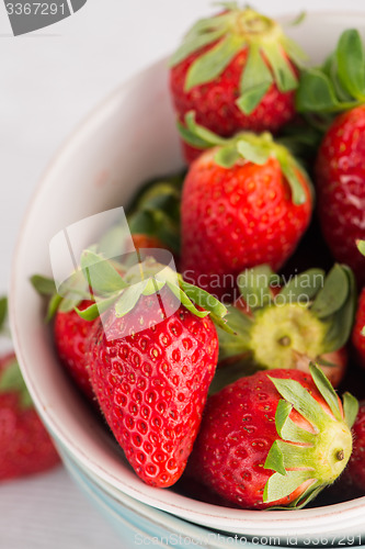 Image of Bowls with strawberries