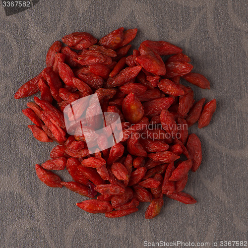 Image of Circle of dry red goji berries