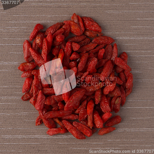 Image of Circle of dry red goji berries