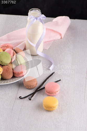 Image of Classic Macarons
