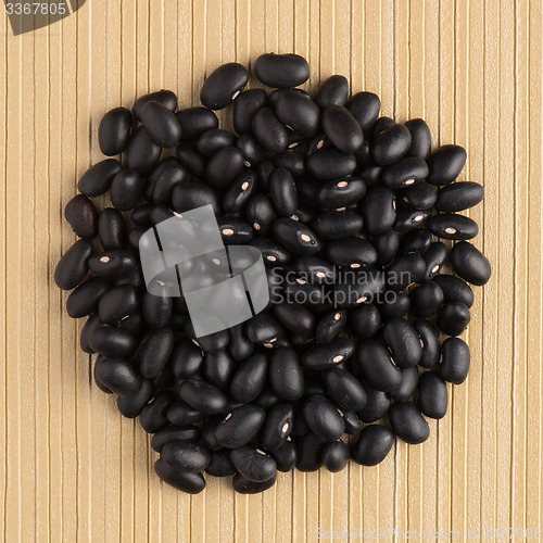 Image of Circle of black beans