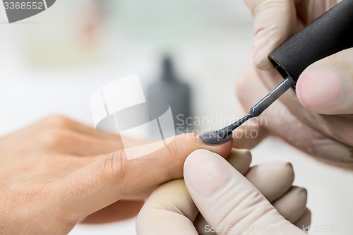 Image of Master gets a new paint gray fingers on different 