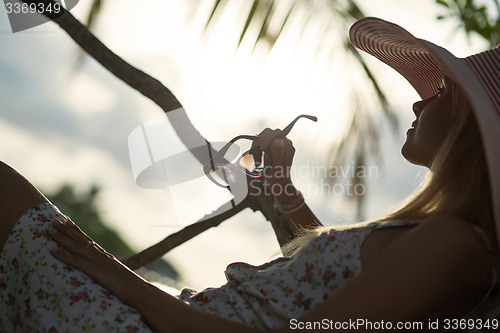 Image of silhouette of girl