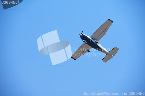 Image of small airplane