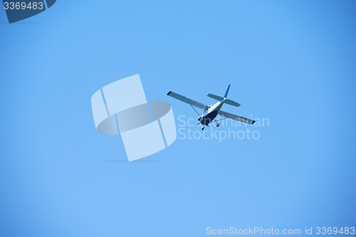 Image of small airplane