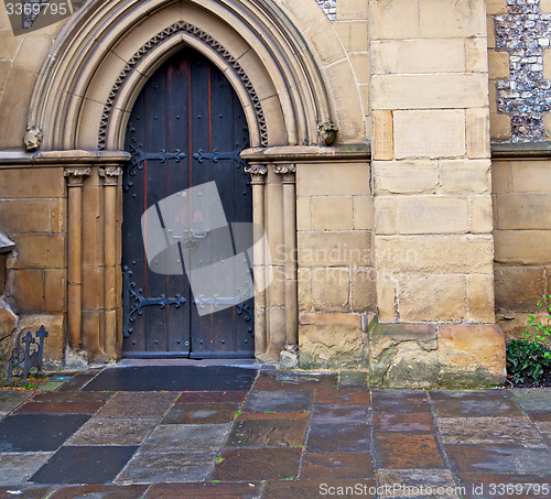 Image of door southwark  cathedral in london england old  construction an