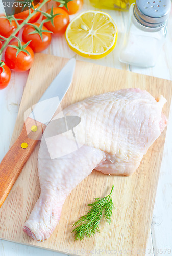 Image of raw chicken