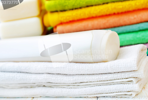 Image of towels and shampoo