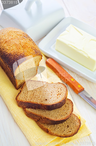 Image of butter and bread