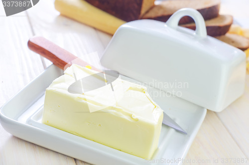 Image of butter and bread