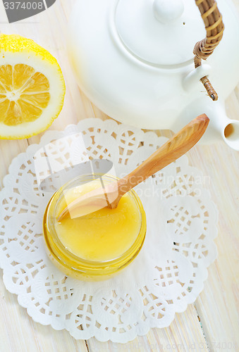 Image of honey and lemons