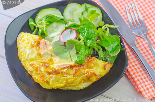 Image of omelette with salad