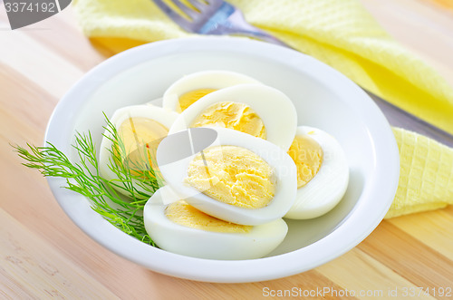 Image of boiled eggs