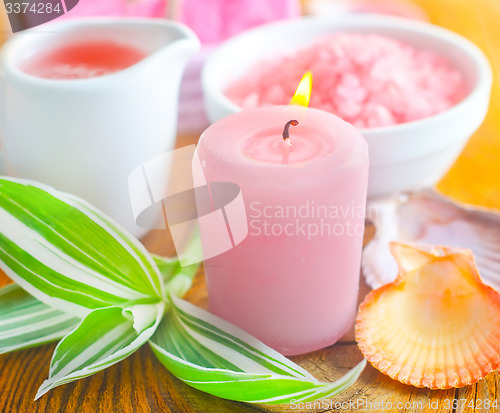 Image of candle and sea salt