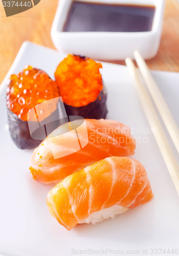 Image of sushi