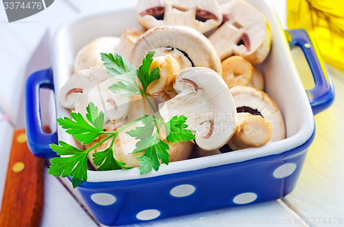 Image of raw mushroom