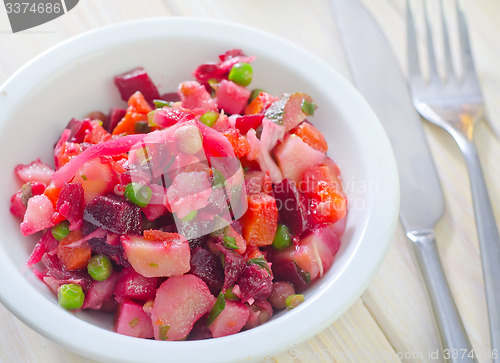 Image of fresh vegetarian salad