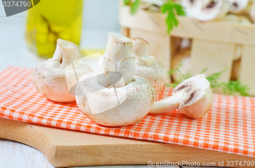 Image of raw mushroom