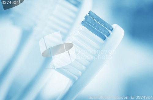 Image of toothbrushes