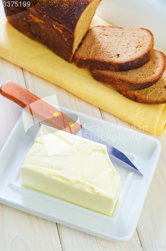 Image of butter and bread
