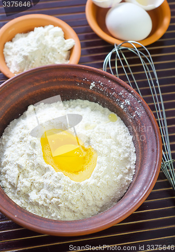 Image of flour and eggs